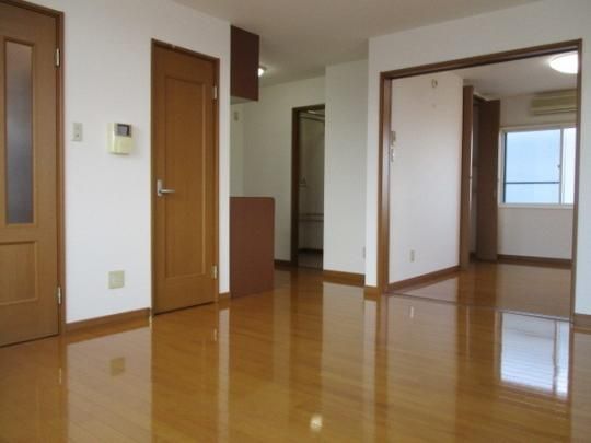 �y���̑��z�@���r���O