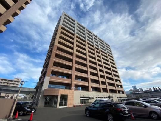 �p�V�t�B�b�N��6���C�[�X�g�E�C���O