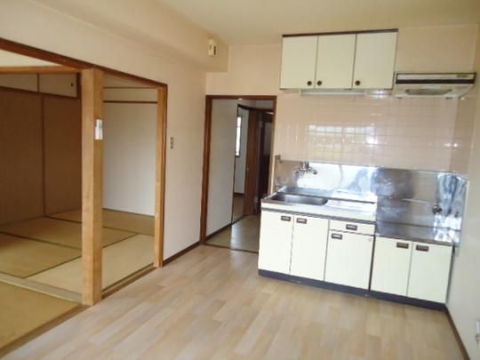 �y���̑��z�@���r���O