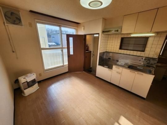 �y���̑��z�@���r���O