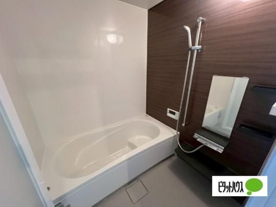 �y���̑��z�@�o�X�^�V�����[