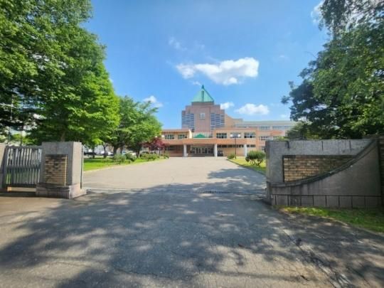 �y���Ӂz�@���������w�����Z�F2763m