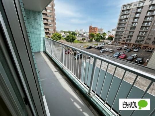 �y���̑��z�@�o���R�j�[
