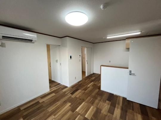 �y���̑��z�@���r���O