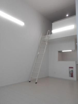 �y���̑��z�@���r���O