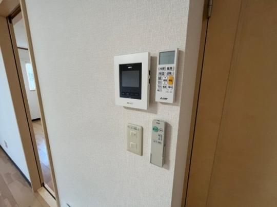 �y���̑��z�@�Z�L�����e�B