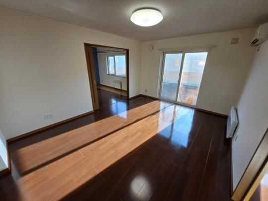 �y���̑��z�@���r���O