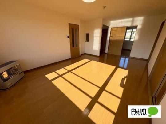 �y���̑��z�@���r���O