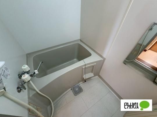 �y���̑��z�@�o�X�^�V�����[