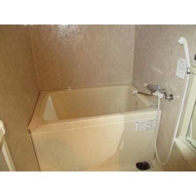 �y���̑��z�@�o�X�^�V�����[