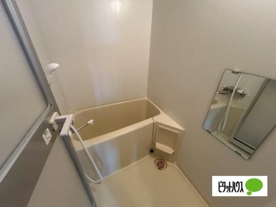 �y���̑��z�@�o�X�^�V�����[
