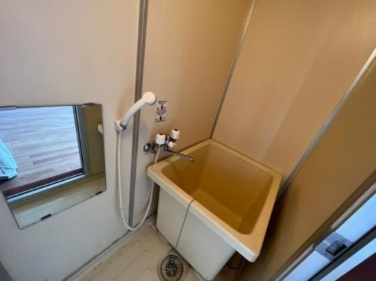 �y���̑��z�@�o�X�^�V�����[