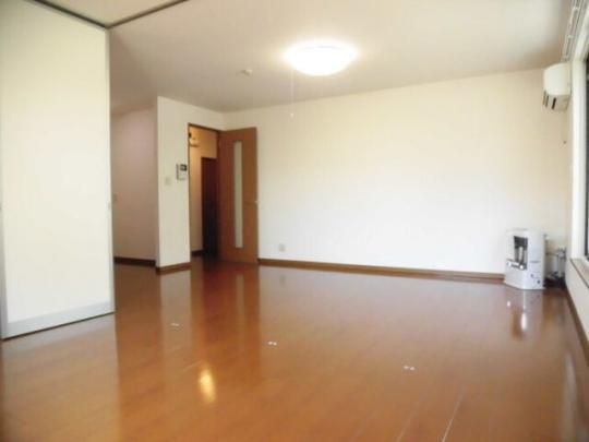 �y���̑��z�@���r���O