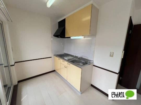 �y���̑��z�@�L�b�`��