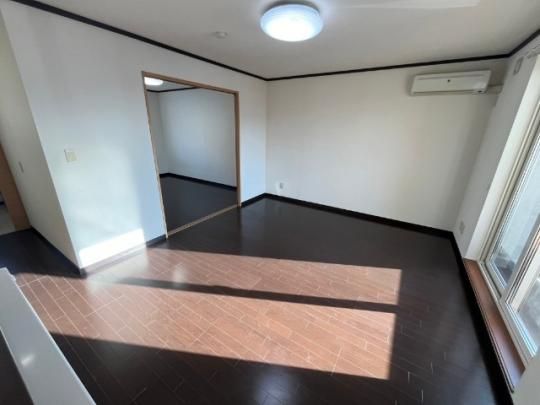 �y���̑��z�@���r���O