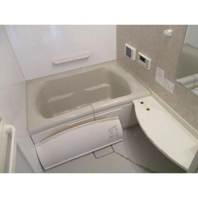 �y���̑��z�@�o�X�^�V�����[