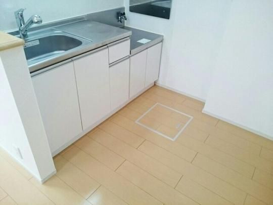 �y���̑��z�@�L�b�`��