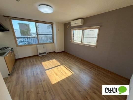 �y���̑��z�@���r���O