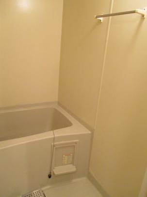 �y���̑��z�@�o�X�^�V�����[