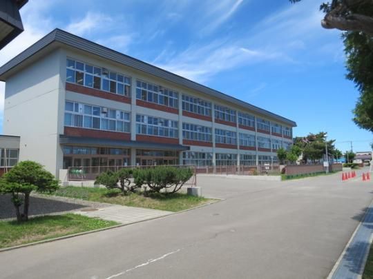 �y���Ӂz�@����s���ߕ����w�Z�F1262m