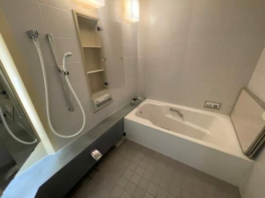 �y���̑��z�@�o�X�^�V�����[