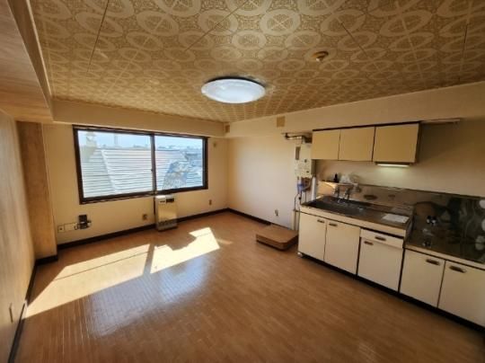 �y���̑��z�@���r���O