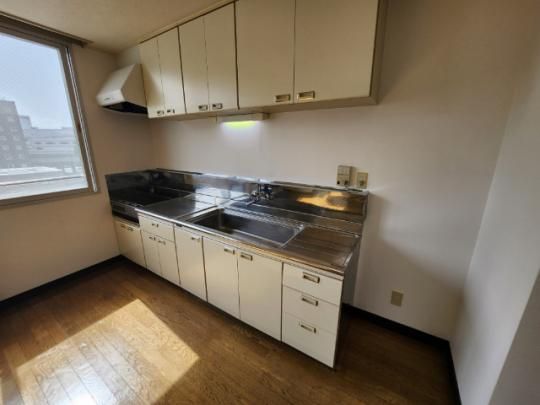 �y���̑��z�@�L�b�`��