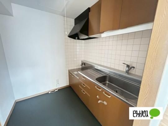 �y���̑��z�@�L�b�`��