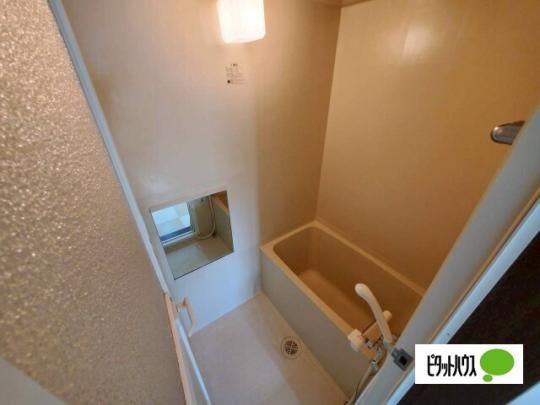 �y���̑��z�@�o�X�^�V�����[