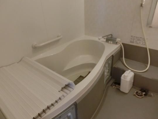 �y���̑��z�@�o�X�^�V�����[