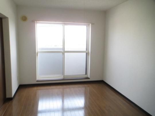 �y���̑��z�@���r���O