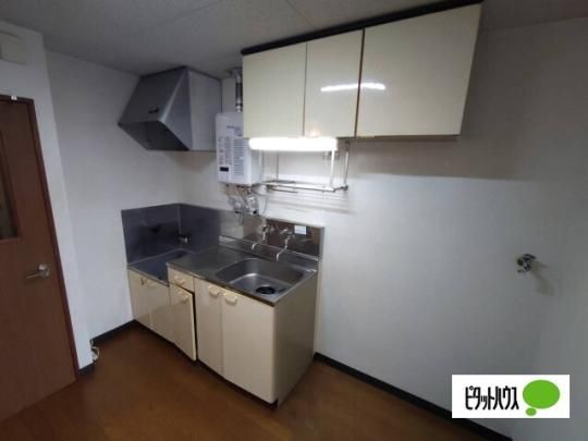 �y���̑��z�@�L�b�`��