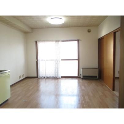 �y���̑��z�@���r���O