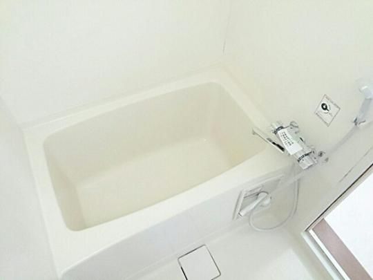 �y���̑��z�@�o�X�^�V�����[