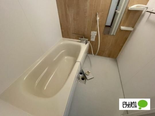 �y���̑��z�@�o�X�^�V�����[