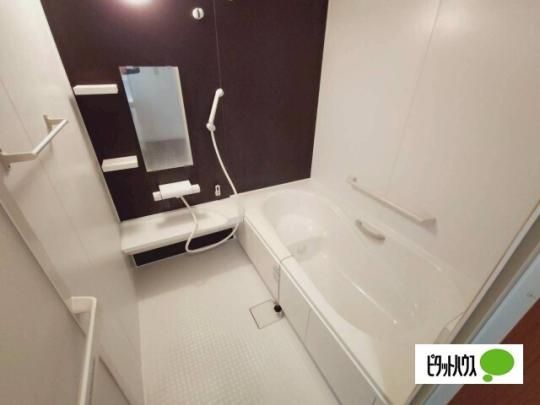 �y���̑��z�@�o�X�^�V�����[