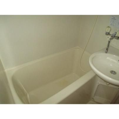 �y���̑��z�@�o�X�^�V�����[