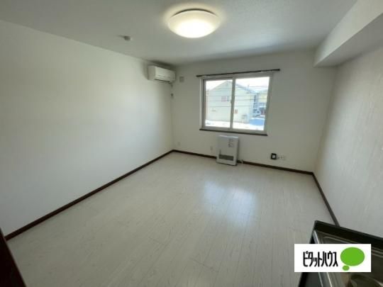 �y���̑��z�@���r���O