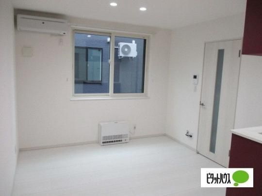 �y���̑��z�@���r���O