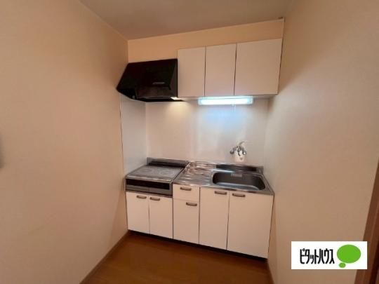 �y���̑��z�@�L�b�`��