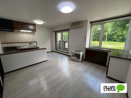 �y���̑��z�@���r���O
