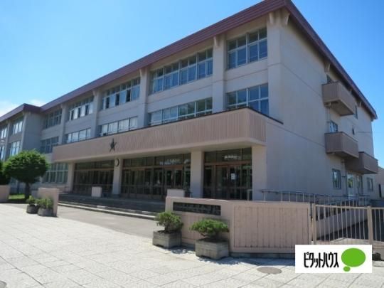 �y���Ӂz�@����s���k�����w�Z�F288m