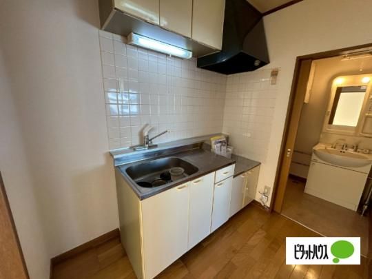 �y���̑��z�@�L�b�`��