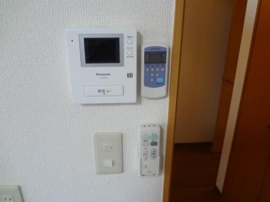 �y���̑��z�@�Z�L�����e�B