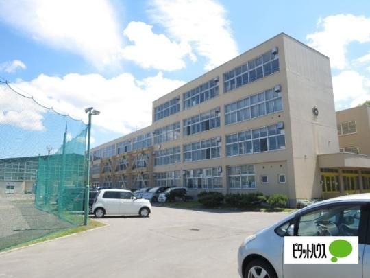 �y���Ӂz�@����s���[�����w�Z�F857m