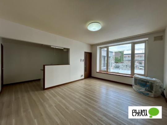 �y���̑��z�@���r���O