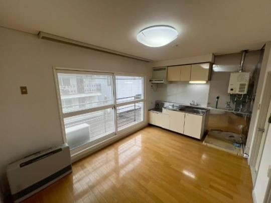 �y���̑��z�@���r���O