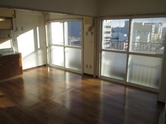 �y���̑��z�@���r���O