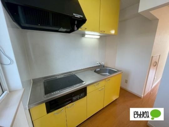 �y���̑��z�@�L�b�`��