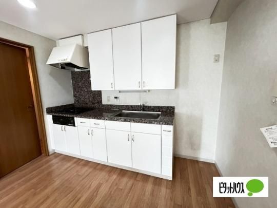 �y���̑��z�@�L�b�`��